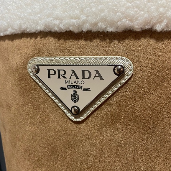Prada GWP Sherpa & Suede Bag - Picture 6 of 8